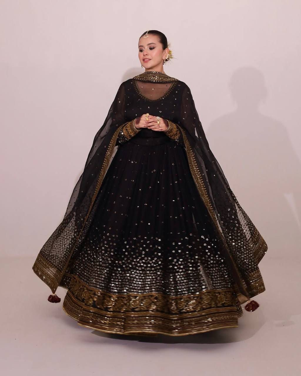 Myra Anarkali